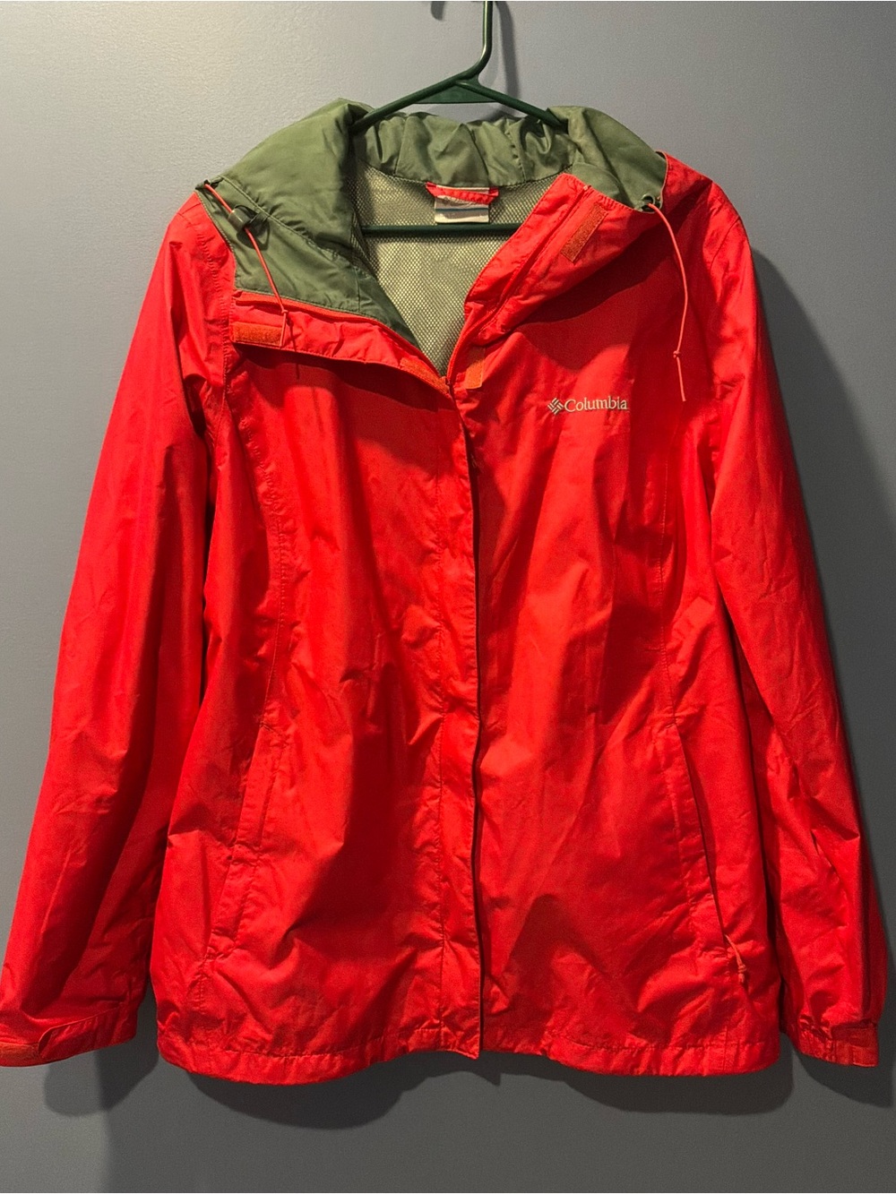 COLUMBUA Women's Red Hooded Windbreaker